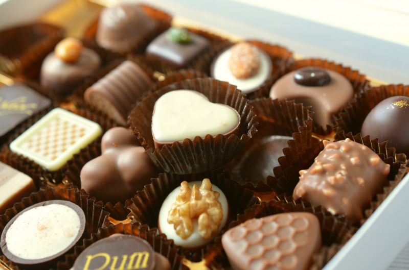 confiserie-TOUDON-min_chocolates_food_candy_calories_nibble_chocolate_heart-782043